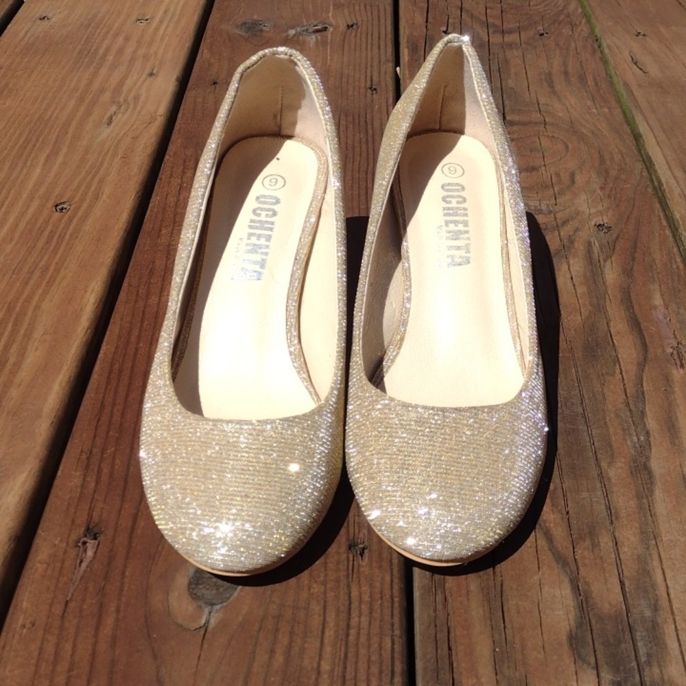 Ochenta Gold Glitter Kitten Heels Size 6